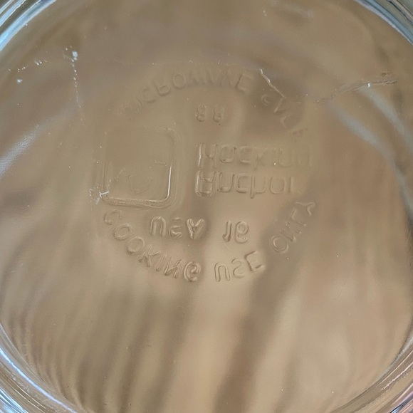 8 Cup 2 Qt. Quart Measuring Mixing Batter Bowl - Picture 3 of 5